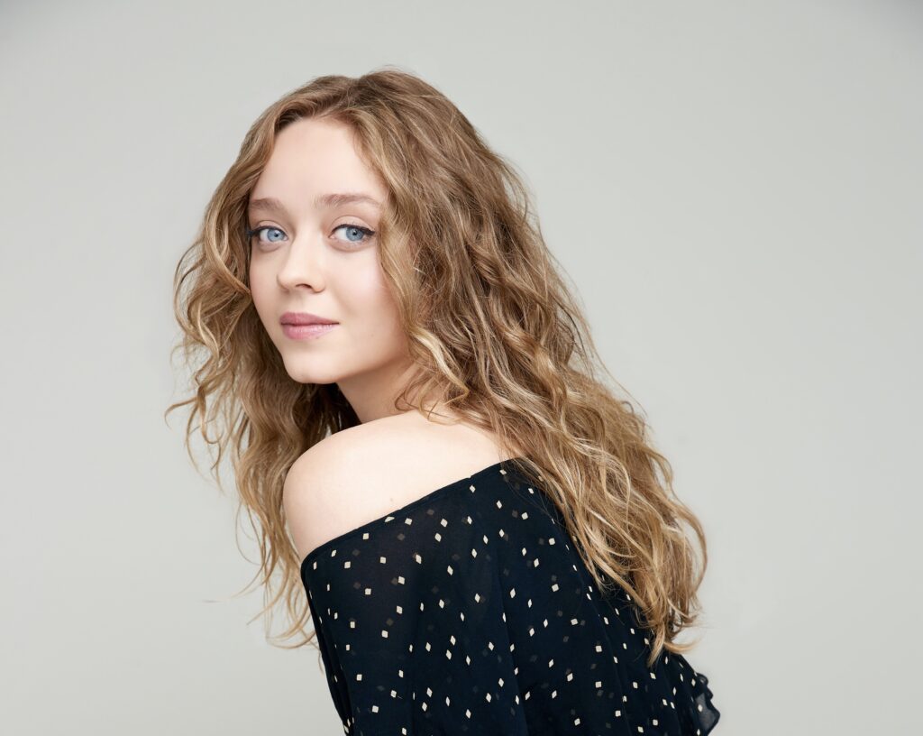 madeleine arthur